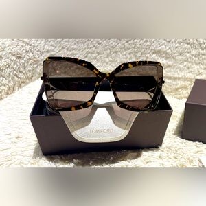 GIA Sunglasses Tom Ford
